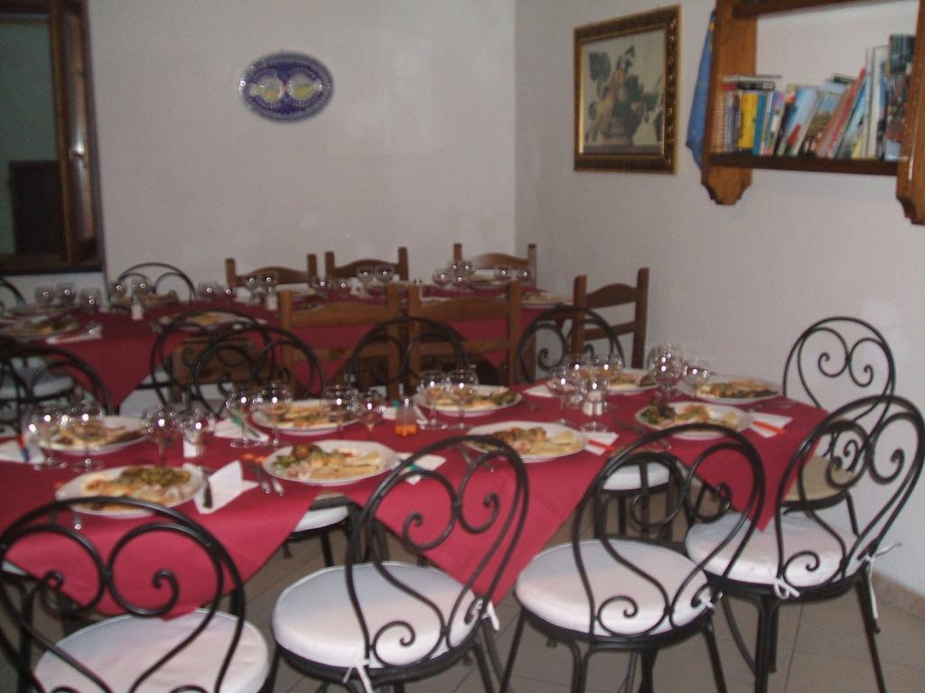 Su Cantaru Guesthouse Villanova Monteleone Exteriér fotografie