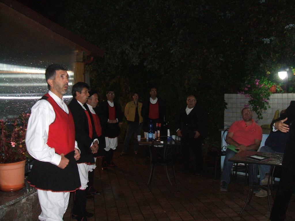 Su Cantaru Guesthouse Villanova Monteleone Exteriér fotografie