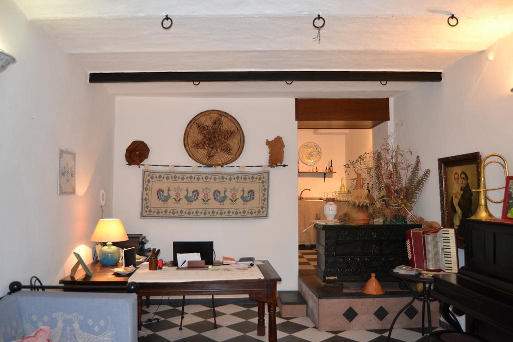 Su Cantaru Guesthouse Villanova Monteleone Exteriér fotografie