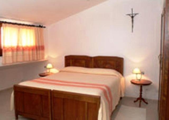 Su Cantaru Guesthouse Villanova Monteleone Pokoj fotografie