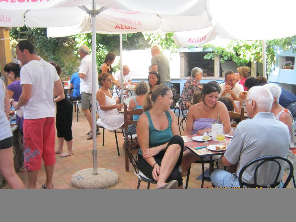 Su Cantaru Guesthouse Villanova Monteleone Exteriér fotografie