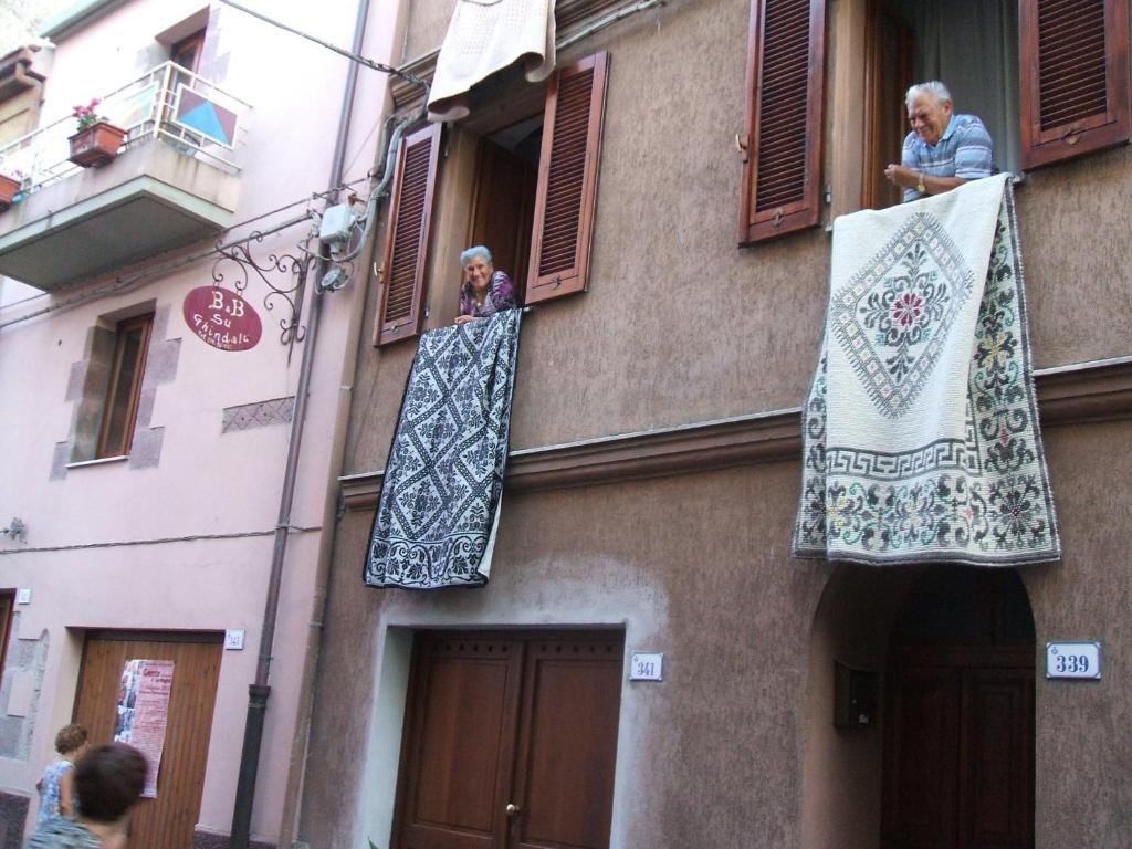 Su Cantaru Guesthouse Villanova Monteleone Pokoj fotografie